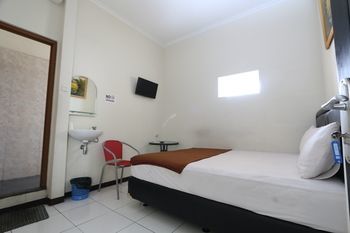 Hotel Bantal Guling Braga Bandung