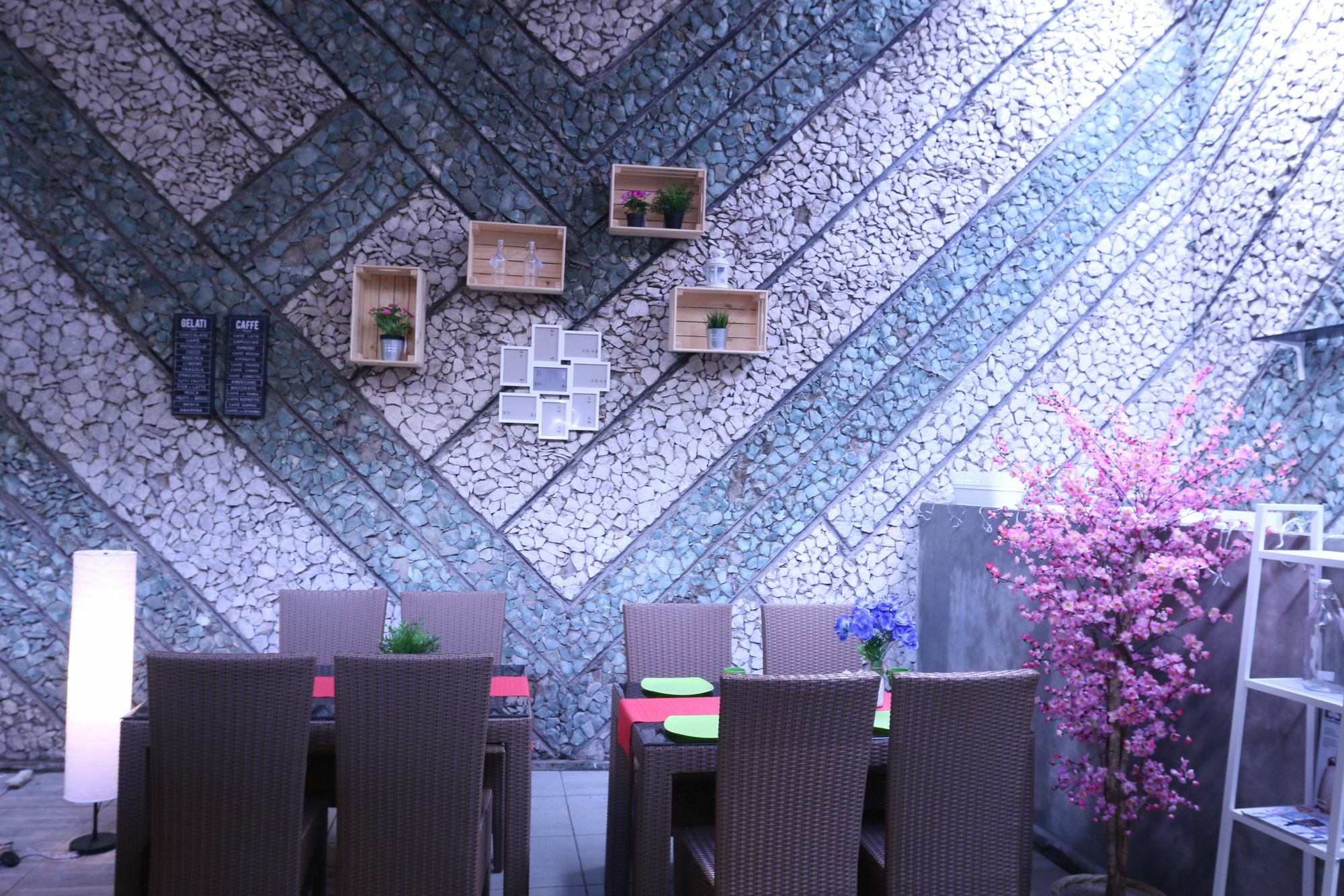 Bantal Guling Braga Hotel 2*